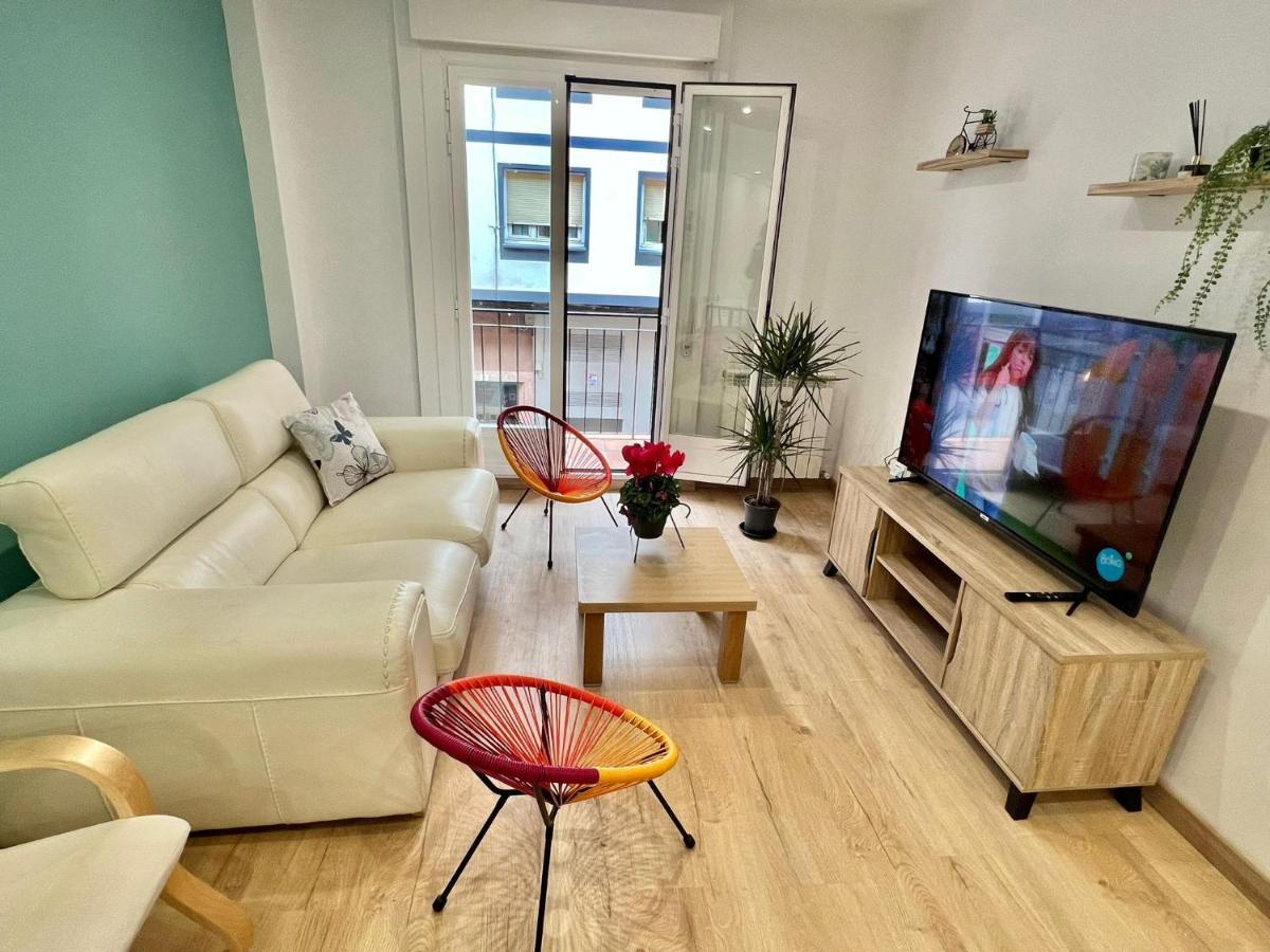 Close To Gran Via Centro Familiar Con Wifi By Apartamentos Logroño Eksteriør bilde